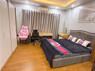 Bán nhà đội cấn ba đình dt 30m x 5t x mt 4,7m giá 9,9 tỷ có thương lượng