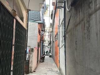 Bán nhà lê trọng tấn hà đông dt 30m x c4 x mt 3,3m giá 6.3 tỷ có thương lượng