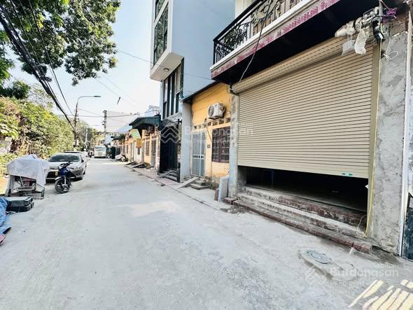 Bán nhà hồ tùng mậu bắc từ liêm dt 40m x 7t x mt 3,8m giá 22,8 tỷ có thương lượng