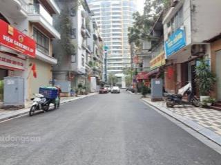 Bán nhà lac long quân tây hồ dt 30m x 6t x mt 3,1m giá 25 tỷ có thương lượng