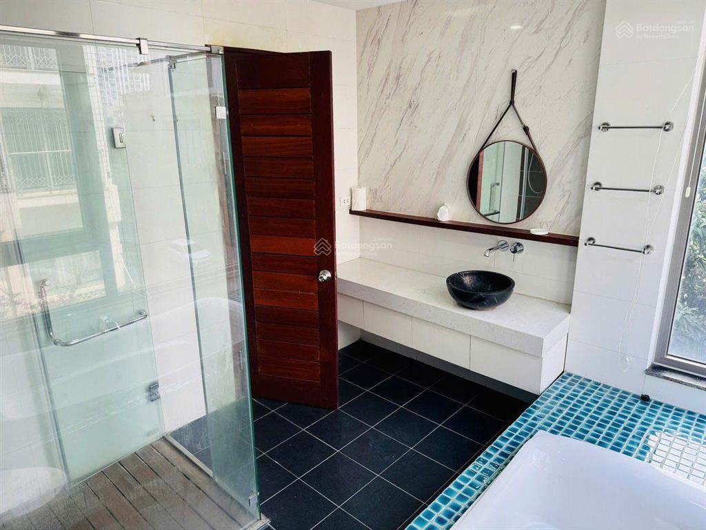 Bán nhà biệt thưlk thống nhất complex thanh xuân dt 107m x 6t x mt 8,8m giá 82 tỷ có thương lượng