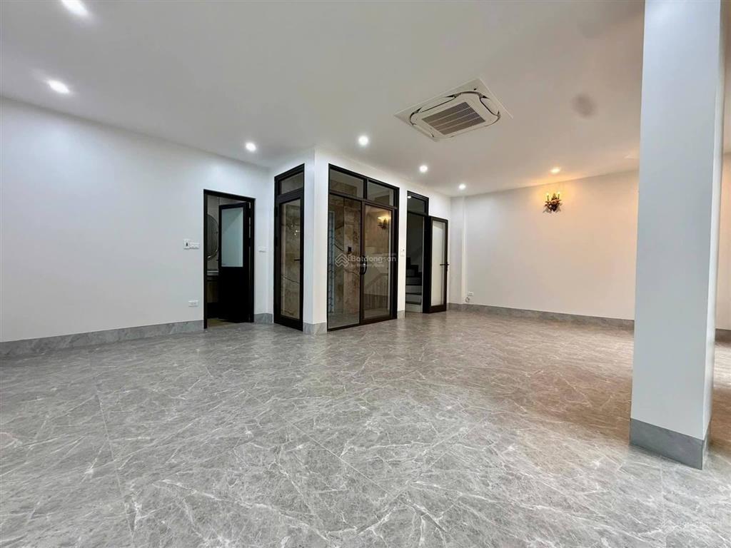 Bán nhà thụy khuê tây hồ dt 51m x 7t x mt 6,8m giá 27,5 tỷ có thương lượng