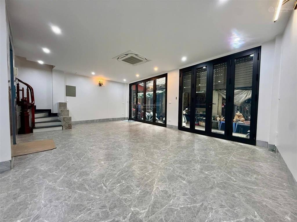 Bán nhà thụy khuê tây hồ dt 51m x 7t x mt 6,8m giá 27,5 tỷ có thương lượng