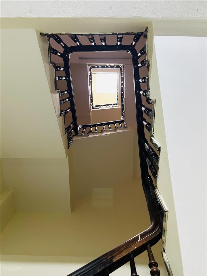 Bán nhà nguyễn chánh cầu giấy dt 60m x 4t x mt 4,2m giá 31,9 tỷ có thương lượng