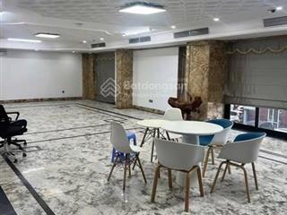 Bán nhà tòa nhà mp nguyễn hoàng 234m x 10t x mt 30m giá 235 tỷ có thương lượng
