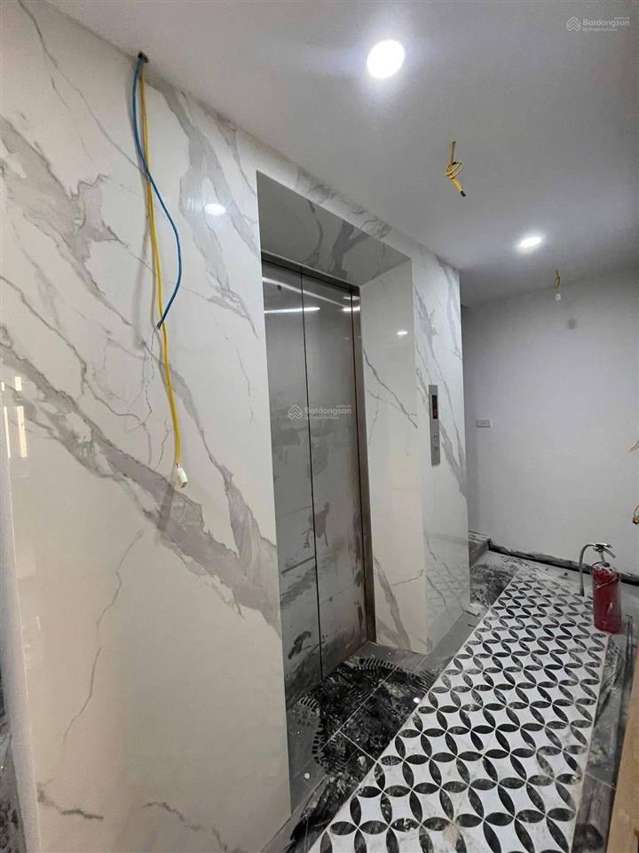Bán tòa nhà pháo đài láng đống đa dt 119/85m x 10t x mt 6,3m giá 26,9 tỷ có thương lượng