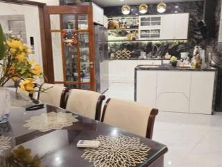 Bán nhà quan hoa, cầu giấy dt 112/125m2 x 8t x mt 23m giá 67 tỷ có thương lượng