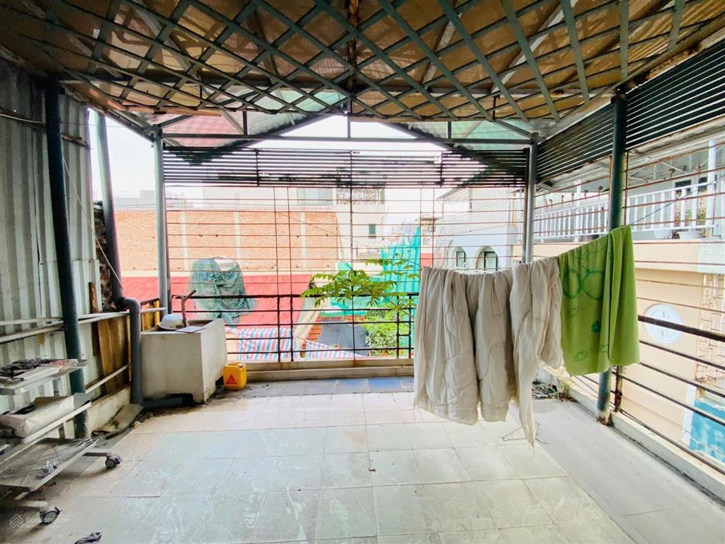 Bán nhà yên lãng ( thái hà ) đống đa dt 41m x 6t xmt 10m giá 33,5 tỷ có thương lượng