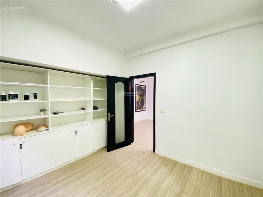 Bán nhà yên lãng ( thái hà ) đống đa dt 41m x 6t xmt 10m giá 33,5 tỷ có thương lượng