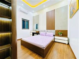 Bán nhà trường chinh đống đa dt 48m x 4t x mt 3,7m giá 18,2 tỷ có thương lượng