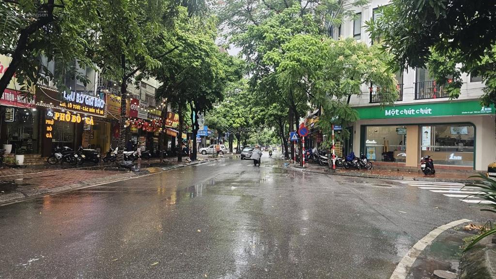 Bán nhà mặt tiền dương khuê, nam từ liêm. dt 96/116m x 8t x mt 18,5m. giá 75 tỷ có thương lượng