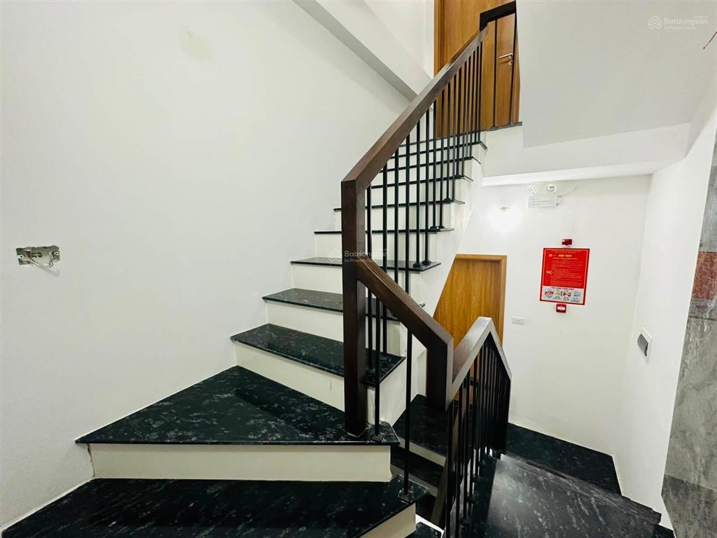 Bán nhà thụy khuê, tây hồ dt 63m2 x 6t x mt 3,9m, giá 14,8 tỷ có thương lượng