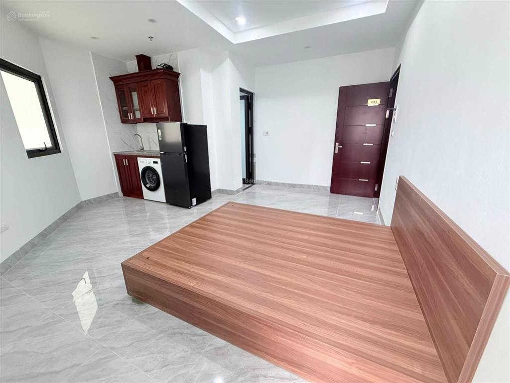 Bán tòa nhà mp phú diễn bắc từ liêm dt 169m x 9t x mt 6m giá 83 tỷ có thương lượng