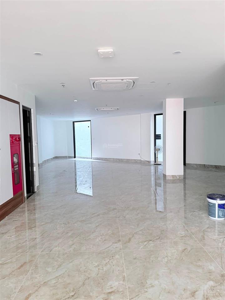 Bán tòa nhà mp phú diễn bắc từ liêm dt 169m x 9t x mt 6m giá 83 tỷ có thương lượng