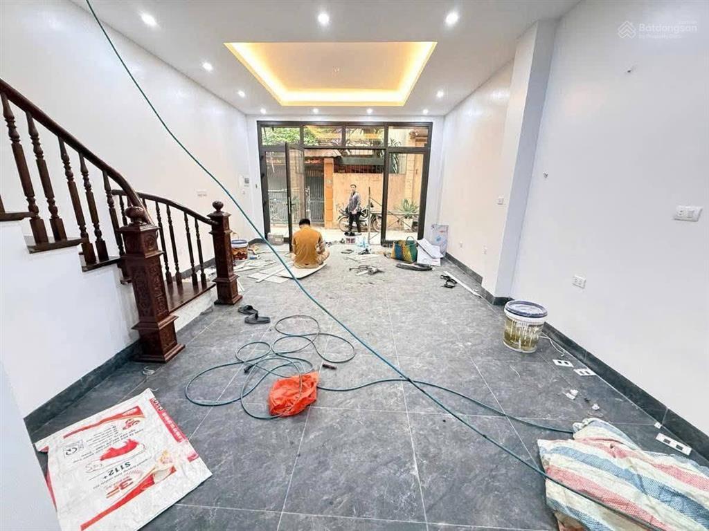 Bán nhà nhân hòa thanh xuân dt 40m x 6m mt 4,8m giá 19 tỷ có thương lượng