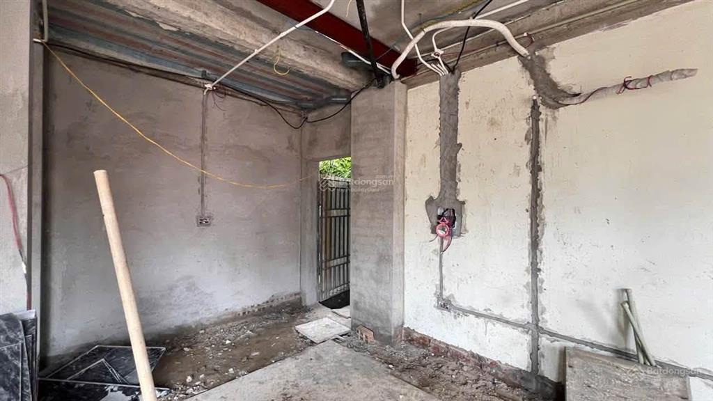 Bán nhà khương trung thanh xuân dt 42m2 x 4t x mt 5m giá 20 tỷ có thương lượng