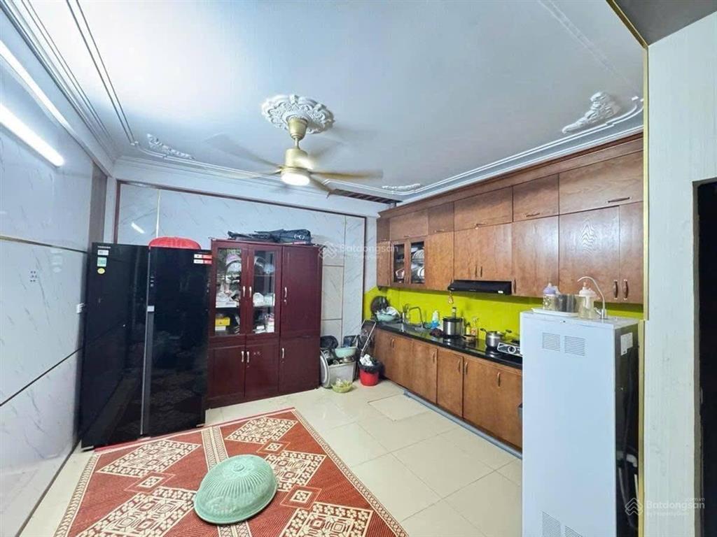 Bán nhà la khê hà đông dt 51m x 4t x mt 4,2m giá 17,5 tỷ có thương lượng