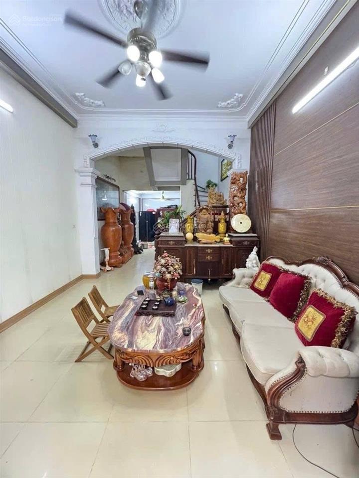 Bán nhà la khê hà đông dt 51m x 4t x mt 4,2m giá 17,5 tỷ có thương lượng