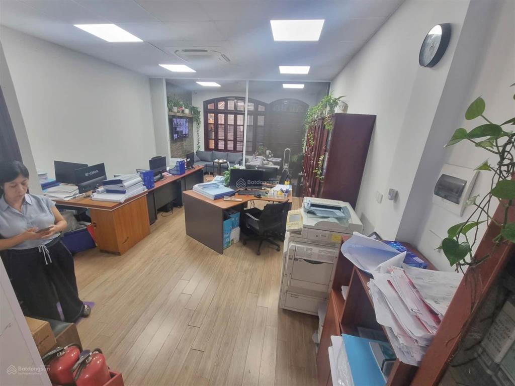 Bán nhà tòa nhà ccmn quan nhân thanh xuân dt 86m x7t x mt 5m giá 26,6 tỷ có thương lượng