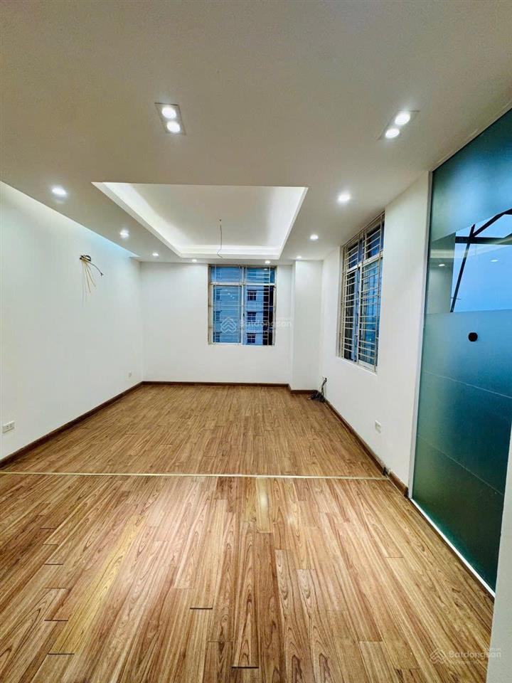 Chính chủ bán căn cc ct14a2 mặt đường võ chí công dt 93m x 3 ngủ giá 8,5 tỷ có thương lượng