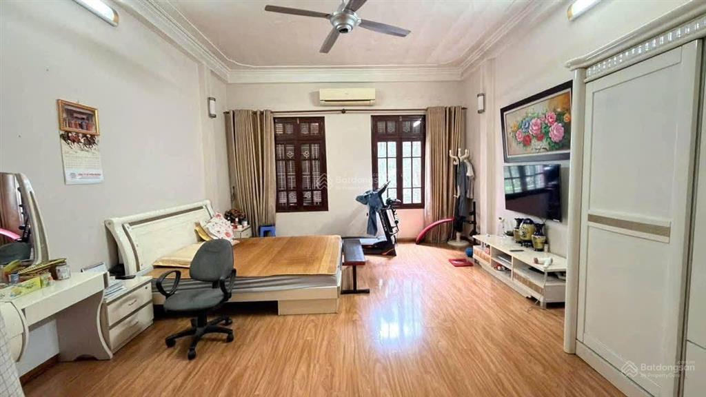 Bán nhà ngụy như kon tum thanh xuân dt 61m x 5t x mt 5m giá 32 tỷ có thương lượng
