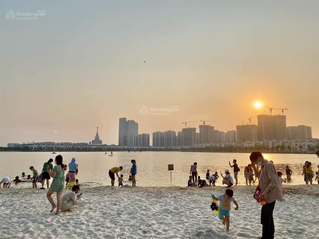 Vay ngân hàng cần bán 80m2 tòa s2.05 vinhomes ocean park, giá 4.8 tỷ.  0904 607 ***