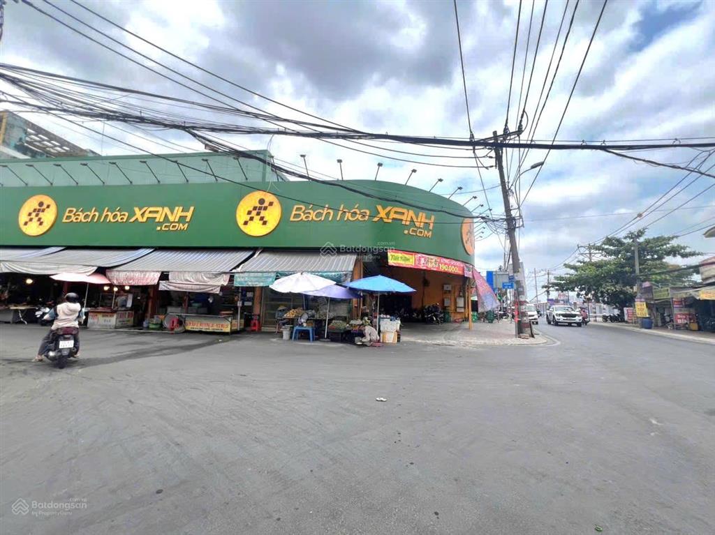 Nhà 4 tầng hoàn công chuẩn  mặt tiền đắc địa  chợ linh trung. chỉ 12.5 tỷ