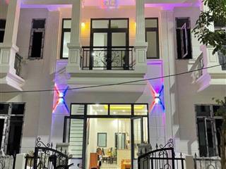 Bán nhà 1 trệt 1 lầu sổ riêng ngay chợ Quang Vinh 3