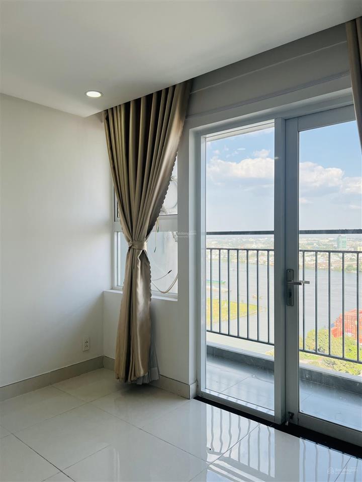 Cần bán căn hộ samsora riverside ,56m2 2pn,2wc, giá bán 1ty850 bao thuế phí, sổ hồng có sẵn