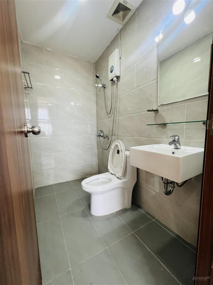 Cần bán căn hộ samsora riverside ,56m2 2pn,2wc, giá bán 1ty850 bao thuế phí, sổ hồng có sẵn
