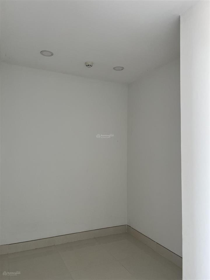 Cần bán căn hộ samsora 46m2 1pn+, 1wc, giá 1ty350tr, bao thuế phí, full nội thất, sổ hồng có sẵn