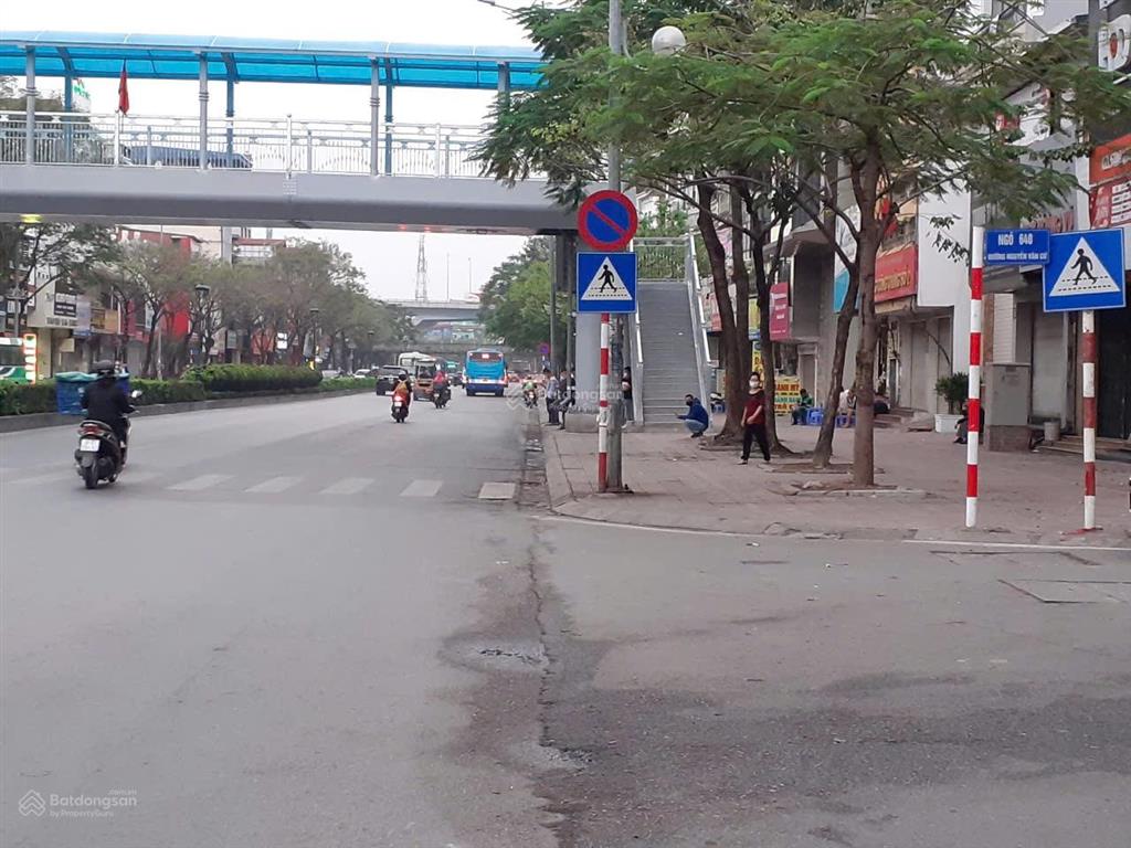 Cho thuê nhà trọ ngõ 640 đường nguyễn văn cừ, quận long biên, gần trường cấp 1 gia thụy