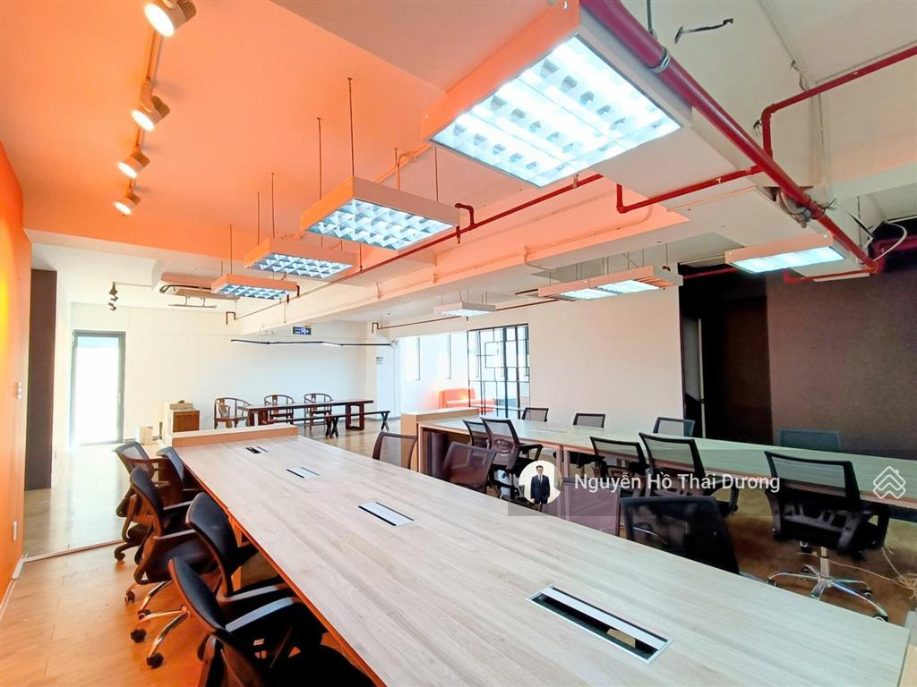 Siêu ưu đãi! mặt bằng tòa nhà 16 tầng giá chỉ bằng vp  287m2 full nội thất, trần, sàn, máy lạnh