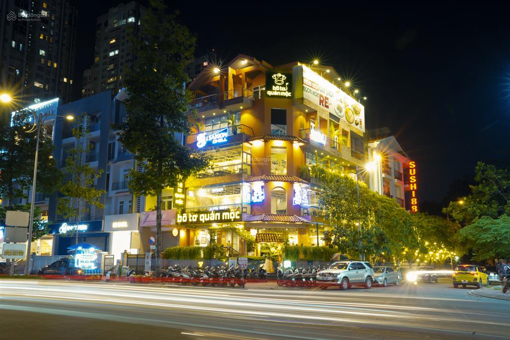 Cho thuê nhà góc 2mt nguyễn thị thập, quận 7. dt 12x30m. trệt 5 lầu