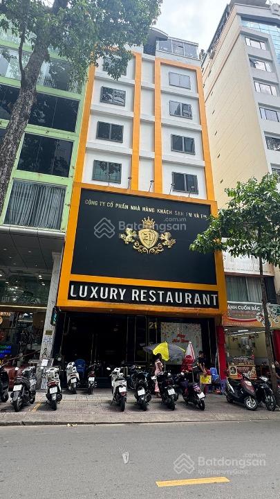 Cho thuê tòa nhà mt đường lê thánh tôn, bến nghé, q1. dt 8x20m. trệt 4 lầu thang máy