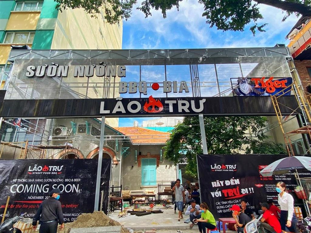 Cho thuê nhà mặt tiền phạm ngọc thạch, phường 6, quận 3. dt 15x30m. 1 trệt 1 lầu