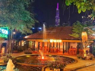 Cho thuê nhà mặt tiền sân vườn đường nguyễn hữu cảnh, phường 22, quận bình thạnh.