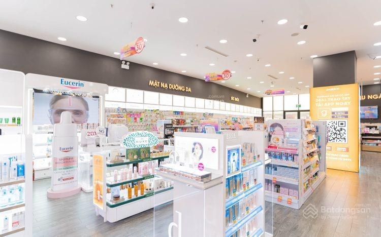 Cho thuê mặt tiền đường lê văn sỹ, phường 14, quận 3. dt 15x15m