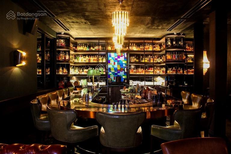 Cho thuê nhà mặt tiền đường quốc hương, phường thảo điền, quận 2. dt 11x20m. trệt lửng