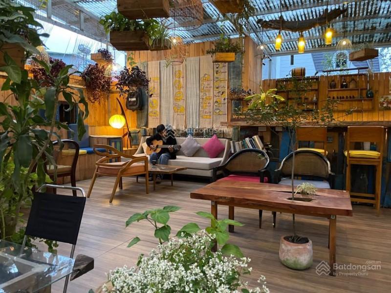 Cho thuê nhà mặt tiền lê quý đôn, quận 3. dt 12x30m. 1 trệt 1 lầu. dtsd 1.600m2