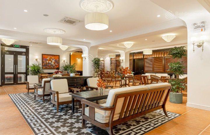Cho thuê mặt bằng đẹp đường 3/2, phường 10, quận 10, dt 20x15m