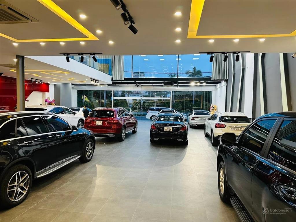 Cho thuê mặt bằng đẹp nguyễn văn linh, bình thuận, quận 7. dt 20x30m