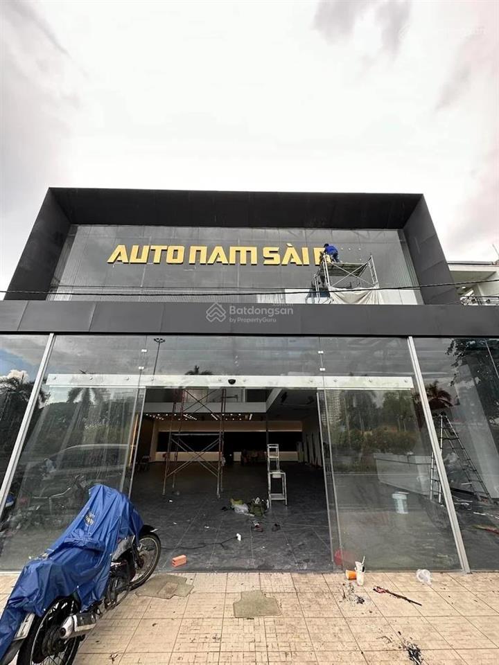 Cho thuê mặt bằng đẹp nguyễn văn linh, bình thuận, quận 7. dt 20x30m