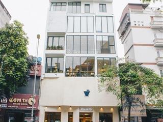 Cho thuê nhà mặt tiền hai bà trưng, bến nghé, quận 1. dt 8x25m. 1 trệt