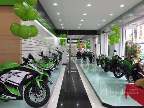 Cho thuê nhà góc 2mt số 213 đường nguyễn tri phương, phường 9, quận 5. dt 10x20m. 1 trệt, 3 lầu.
