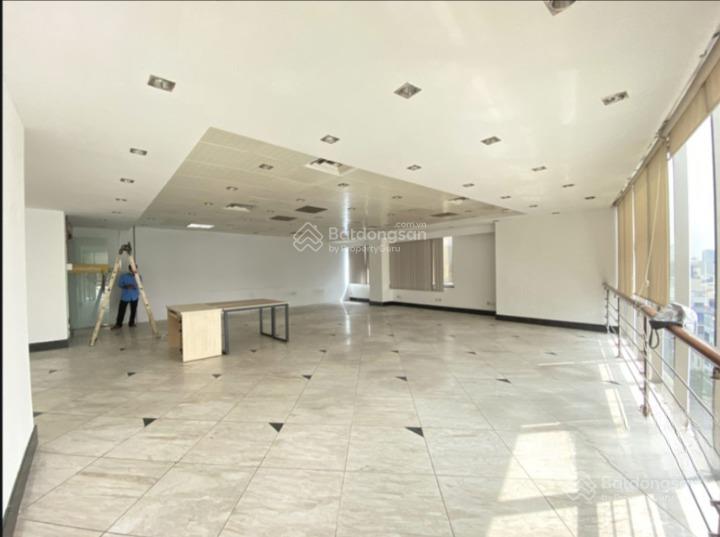 Cho thuê nhà mặt tiền hai bà trưng, phường bến nghé, quận 1. dt 10x30m. hầm 1 trệt 7 lầu