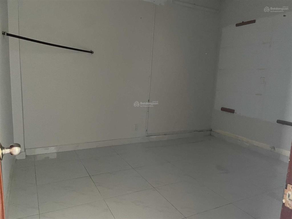 Cho thuê nhà mặt tiền hàm nghi, quận 1. dt 8x30m. hầm trệt 4 lầu. dtsd 875m2