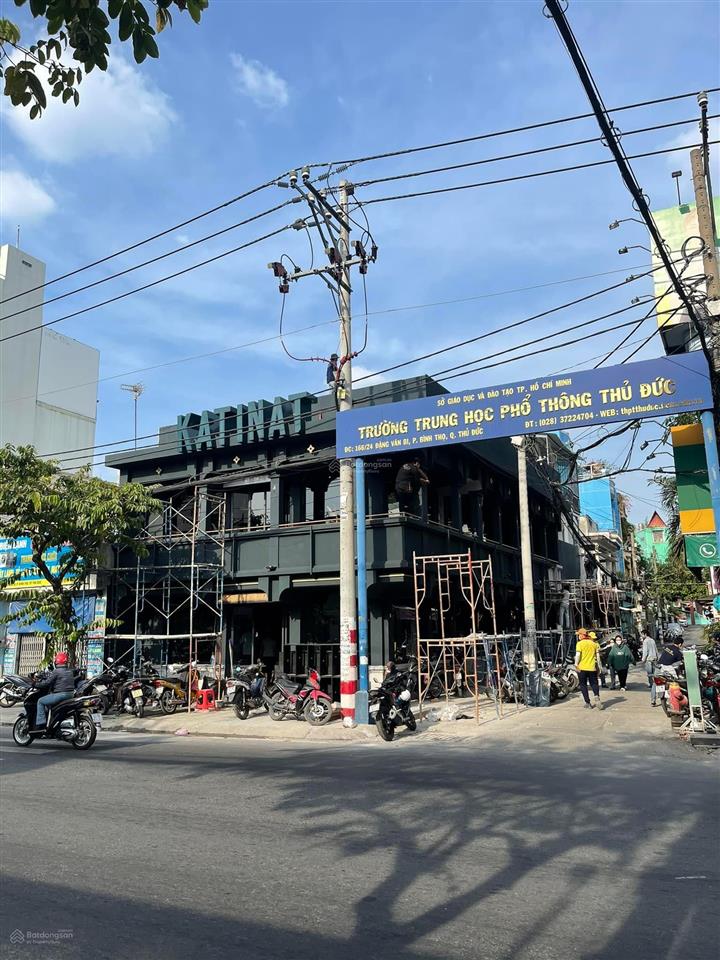 Cho thuê góc 2mt đường đặng văn bi với hẻm 6m, quận thủ đức, dt 10x25m