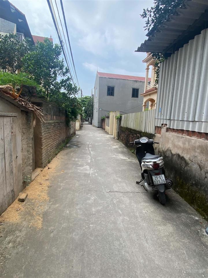 Mình chính chủ cần bán mảnh đất