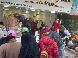 SANG NHƯỢNG SHOP QUẦN ÁO - TRÂU QUỲ, GIA LÂM Vị trí đắc địa: gần trường học, khu dân cư